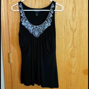 Beautiful white house black market tank top